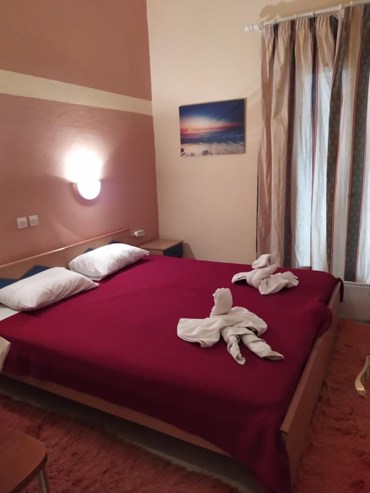 Sofia Rooms
