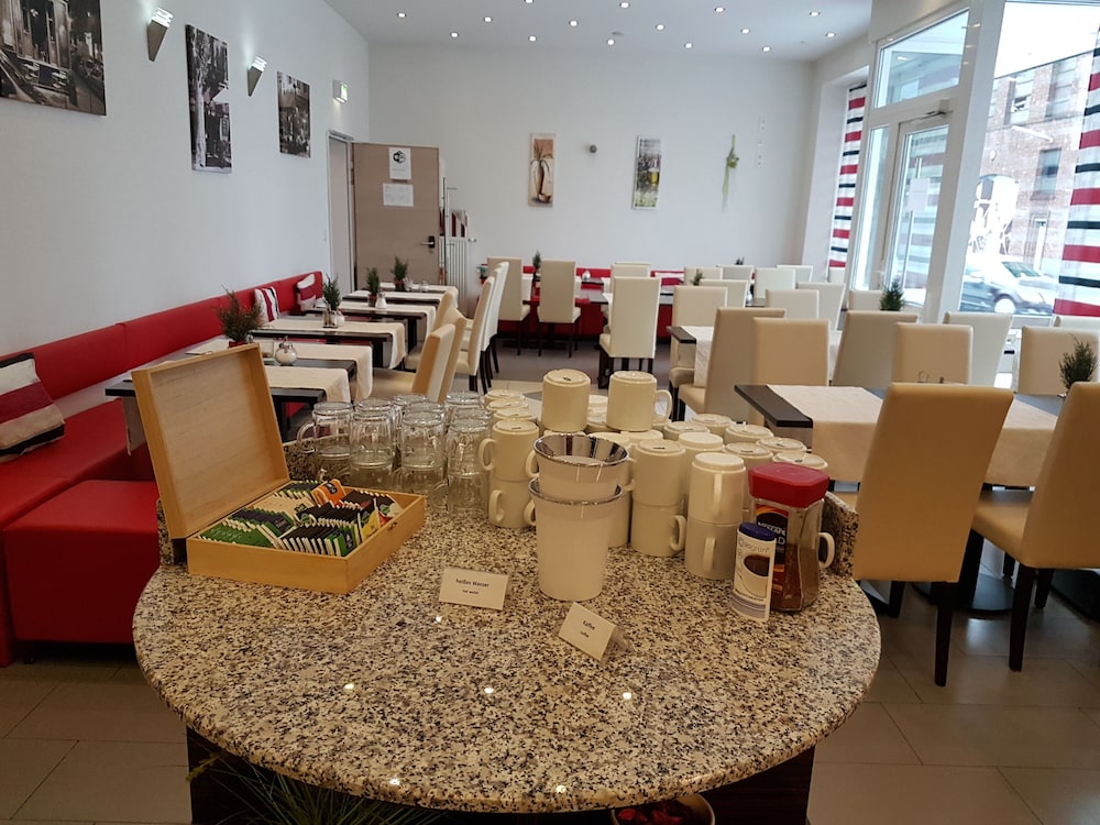 City Hotel Garni Ahlen - Property Image 9