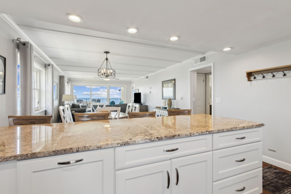 N4 Amelia South 2 Bedroom Condo