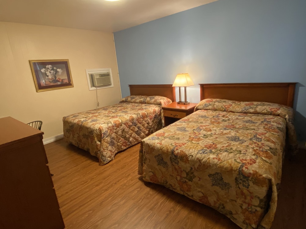 Gateway Inn - Property Image 2