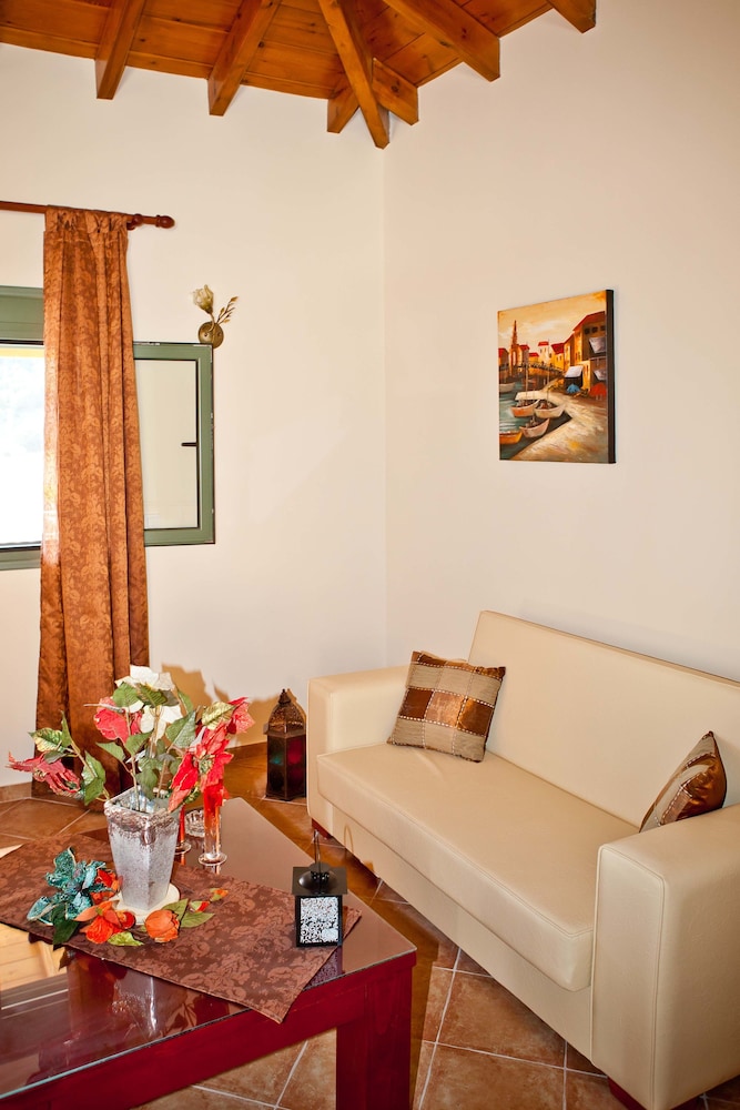 Aselinos Suites