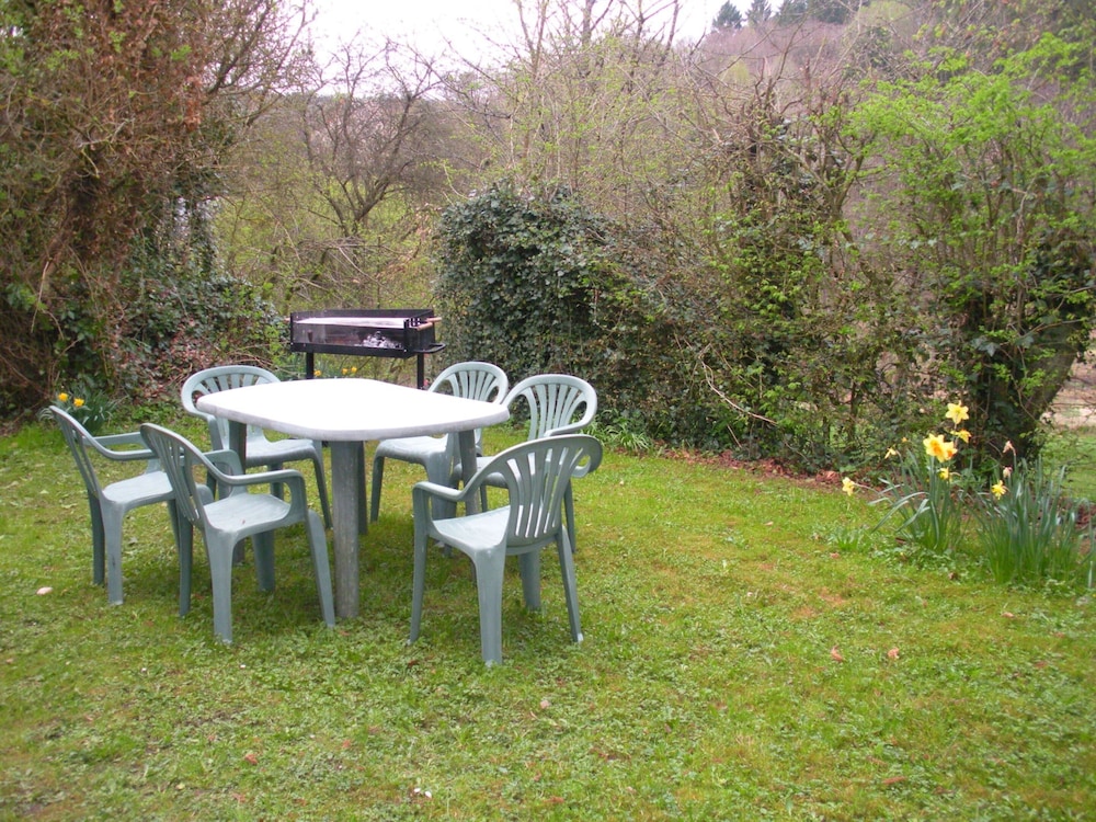 Ideal Cottage for Family & Friends Holiday - Calm in the Midst of Nature