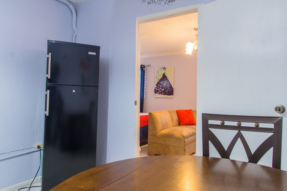 Oakland CE by Pro Homes Jamaica