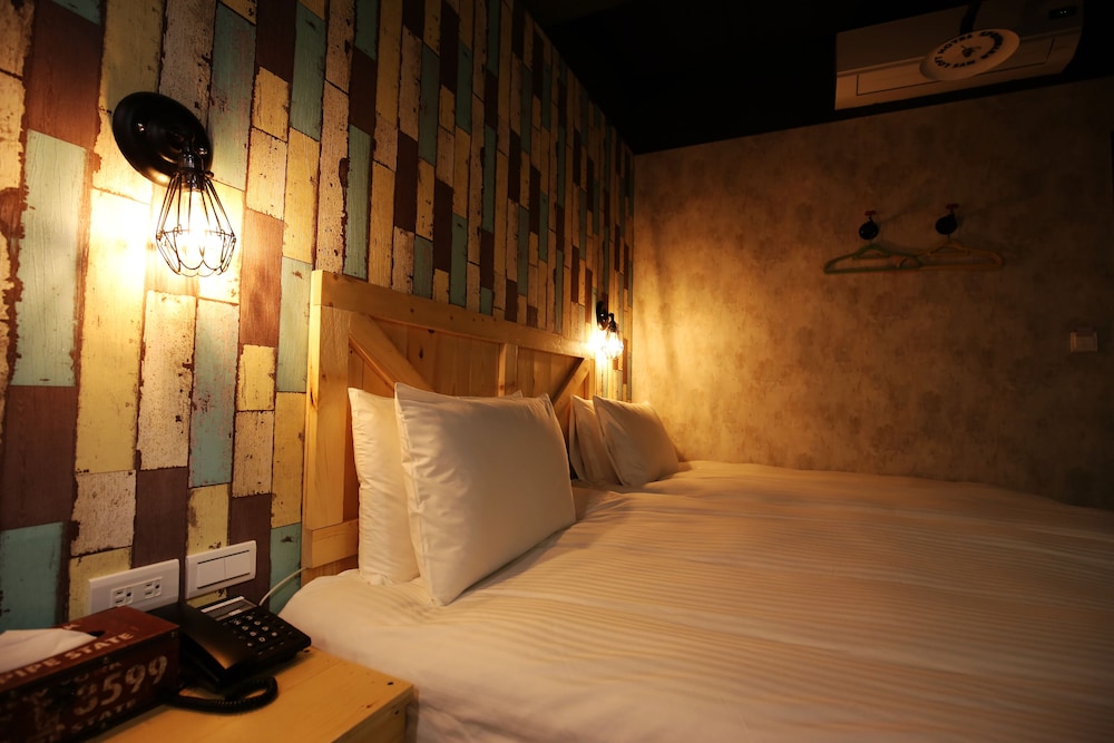Nys Loft Hotel - Hostel
