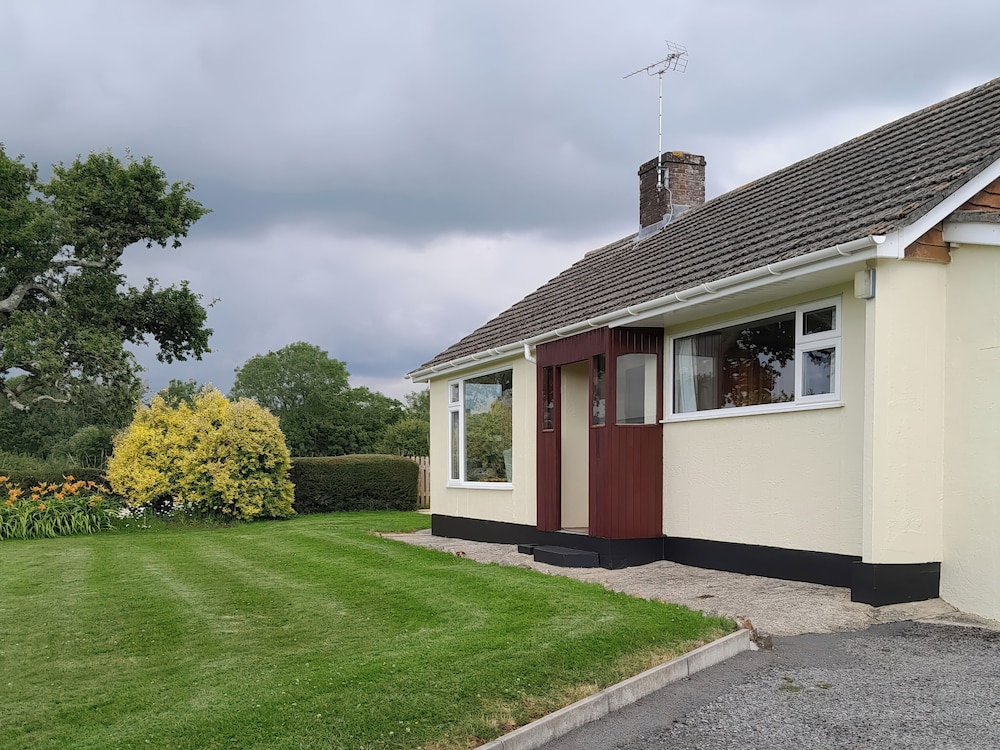 Broadstones
