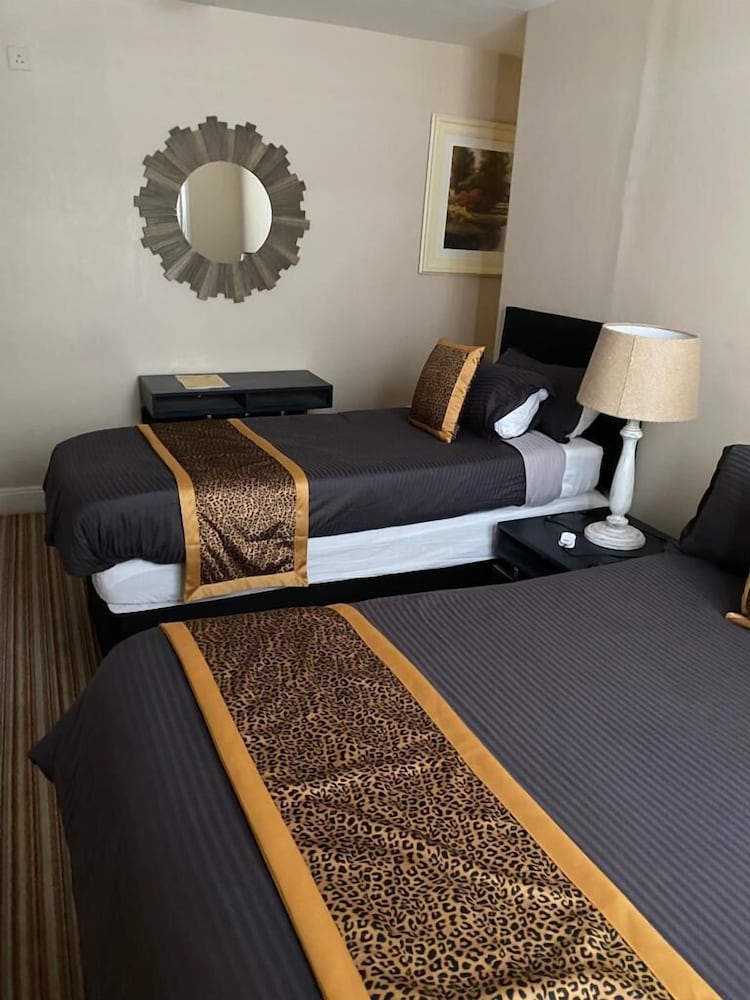 Double Bedroom Studio