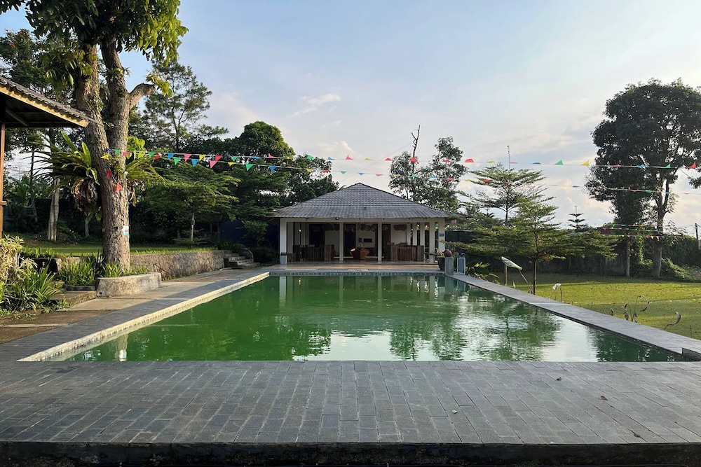 Tjapoeng Resort Pancawati