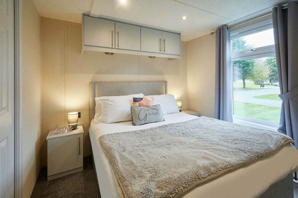 Host Stay Lucas Lodge