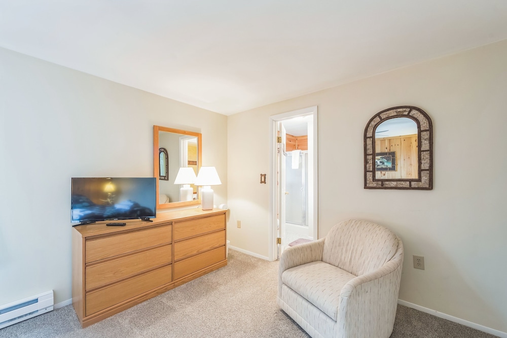 Pine Knot 62h - Retreat With Private Play Area 3 Bedroom Townhouse by The Summit at Gore Mountain