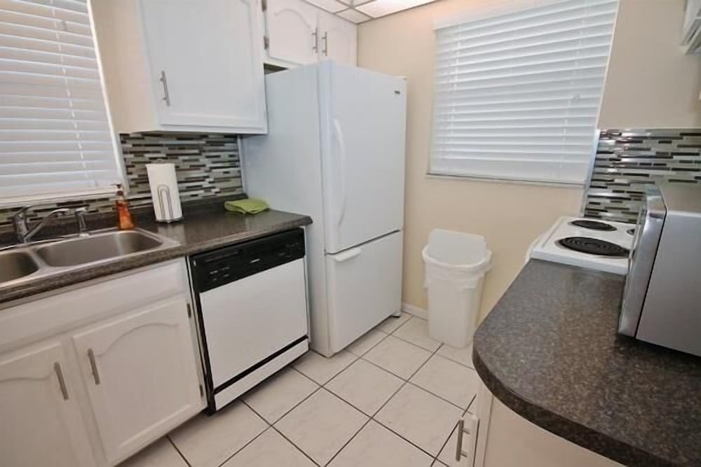 Sea Coast Gardens II 2 Bedroom Condo by Great Ocean Condos
