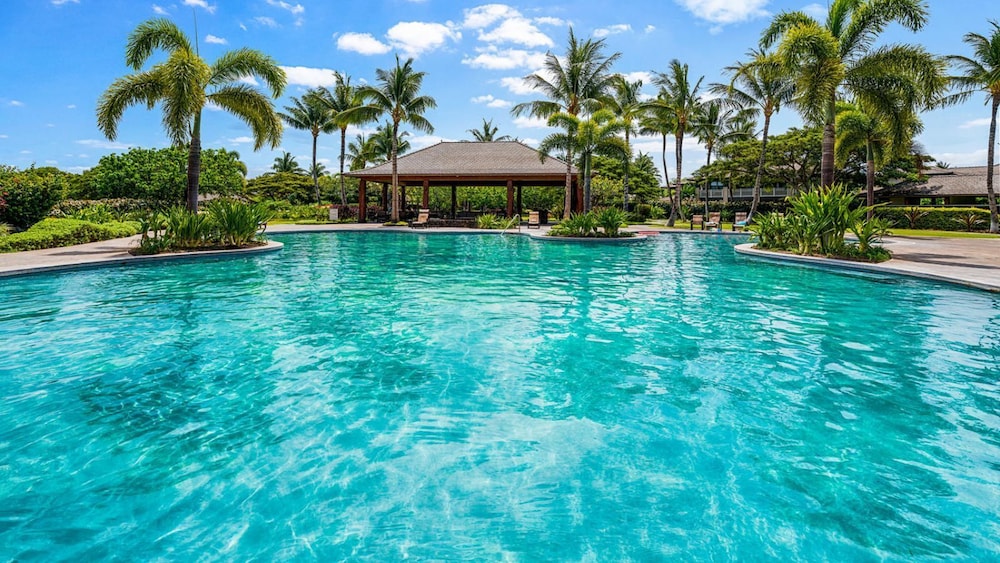 Peaceful Mauna Lani Getaway - Pool, Golf & Private Beach Access - Vrkcv