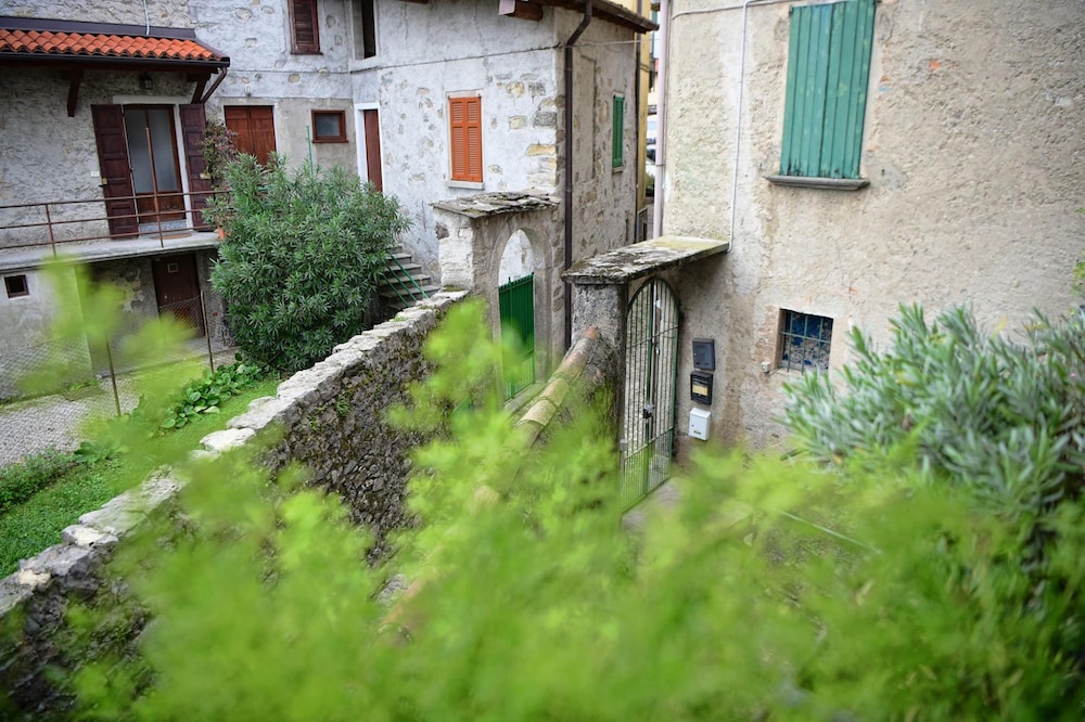 Photo 39