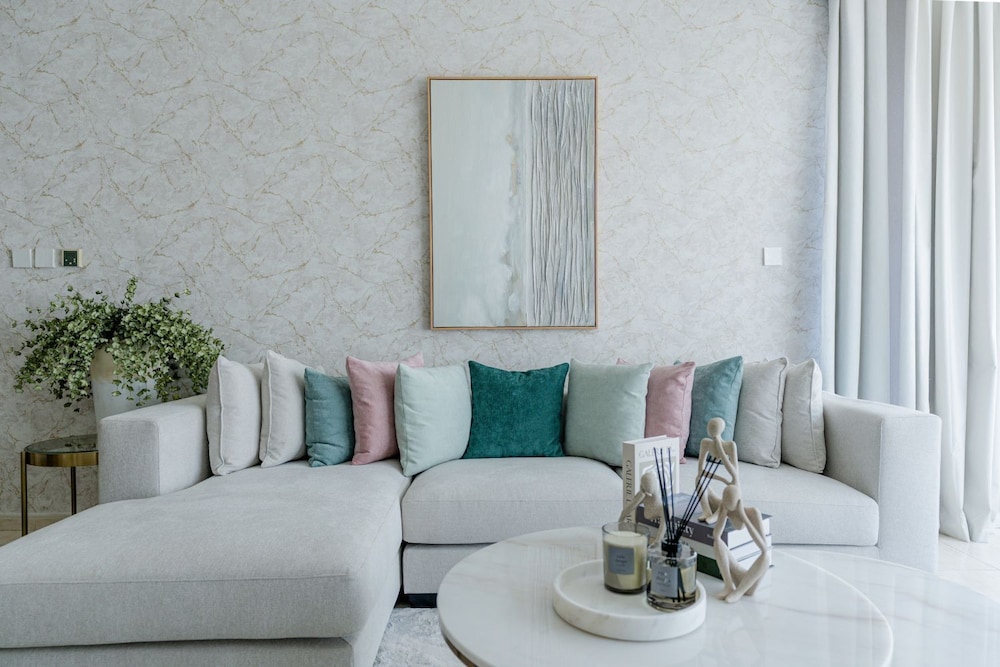 Iconic 2BR in Skycourt Dubailand