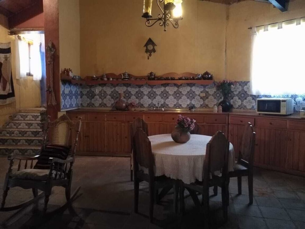 Casa Pedregal Chiaval