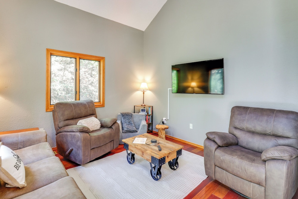 Families Welcome: Quiet Cabin < 5 Mi to Cloudcroft