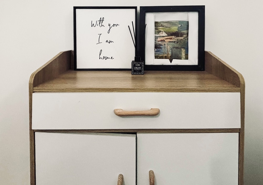 A Simple Yet Cozy Studio