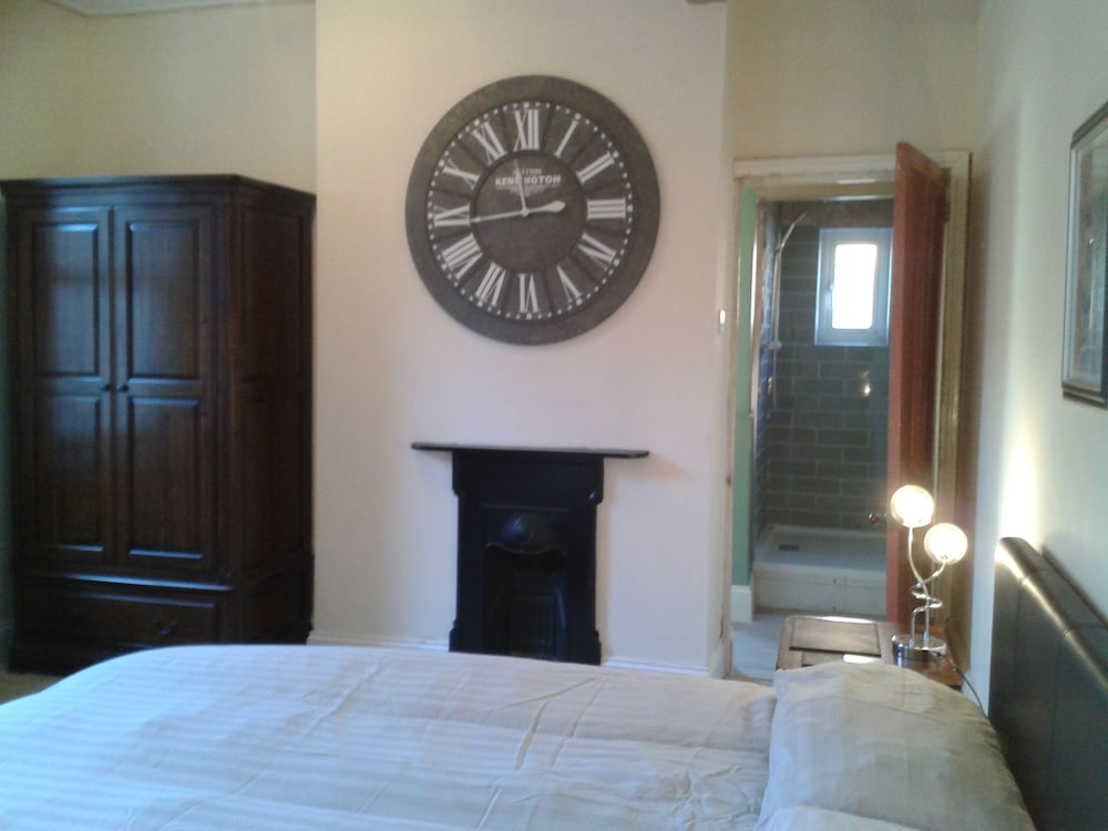 Photo 12