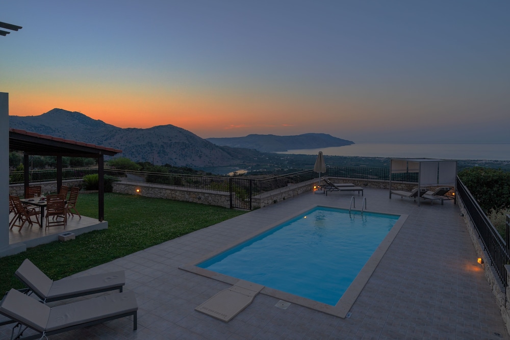 Thea Villas Complex