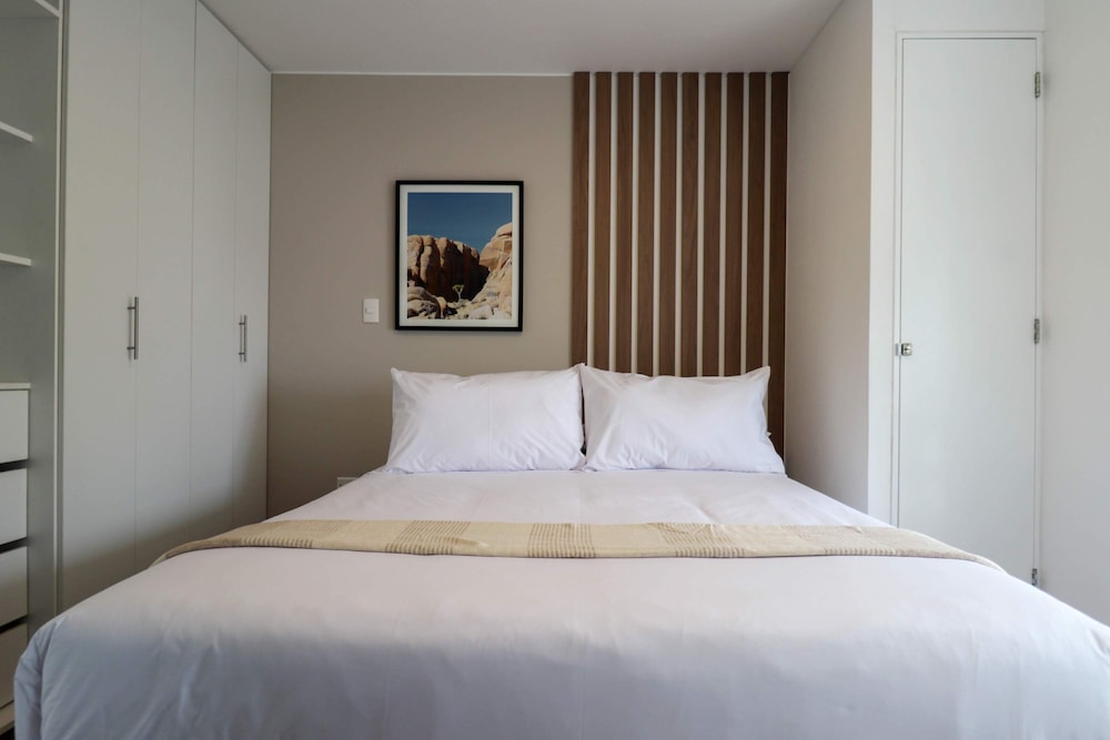 w Luxurious 1BR w Majestic Balcony in Barranco