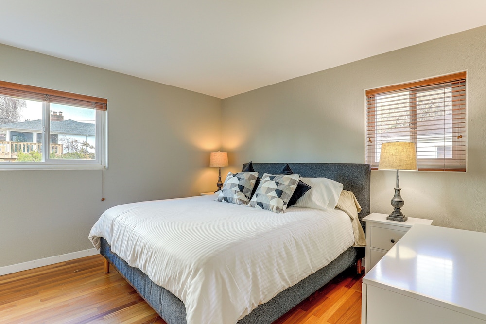 Outdoor Adventurer's Oasis in White Salmon