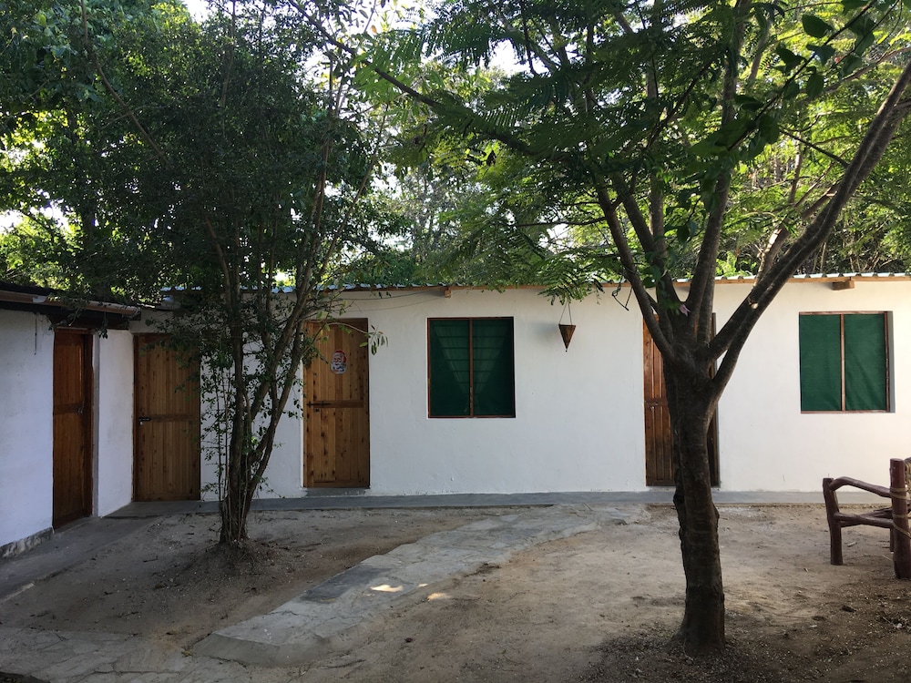 Tradewinds Lodge view 5