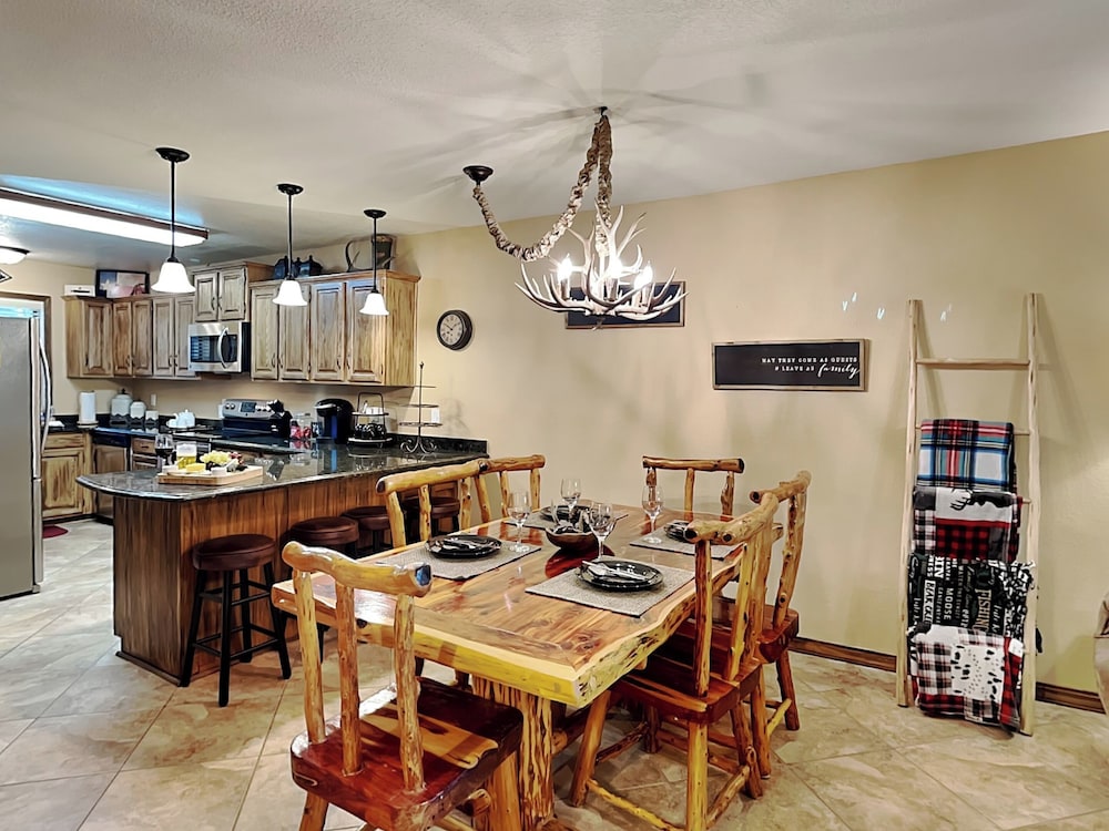 Innsbrook #254 by Ruidoso Vacation Rentals