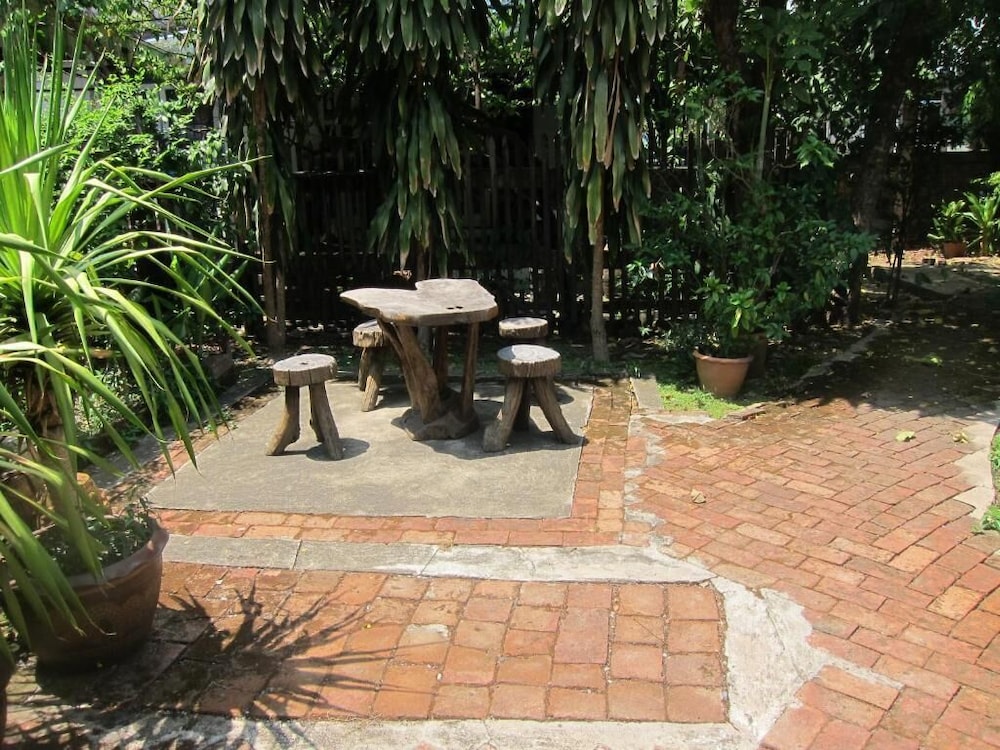 Ayutthaya Place