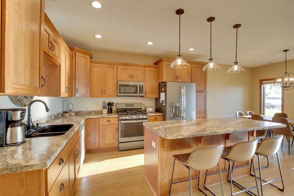 Dog-friendly! Silver Lake Escape Near Boat Ramp