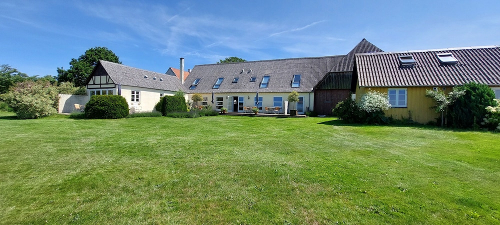Rødkærgård Bed & Breakfast