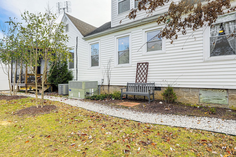 1 Mi to Ole Miss: Family-friendly Home!