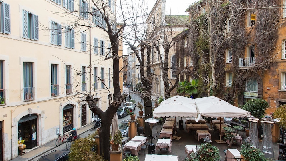 Rental In Rome Navona Atmosphere Apartment