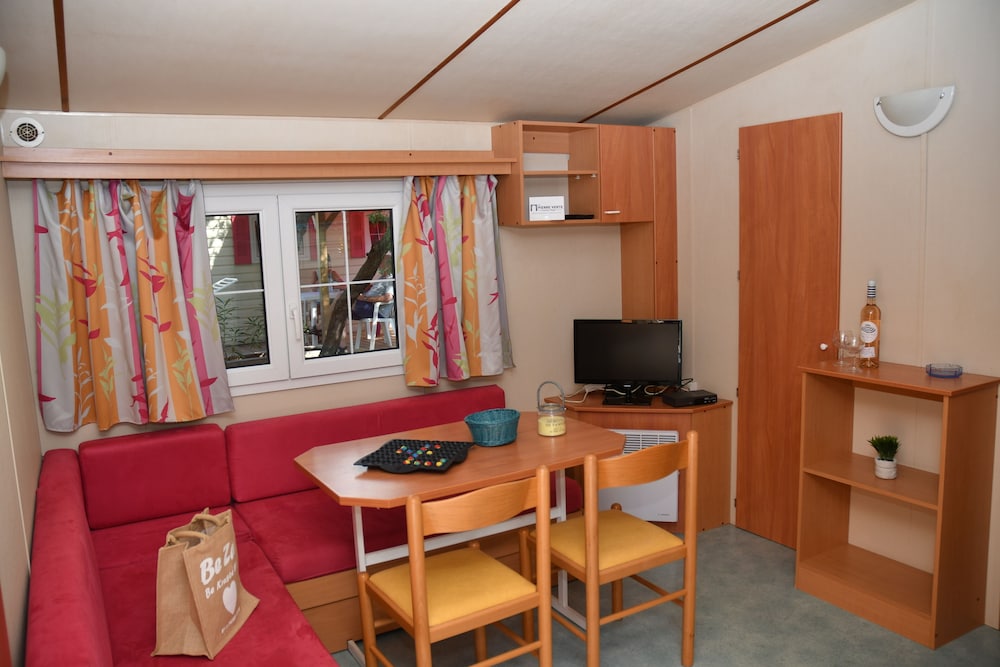 La Pierre Verte Camping Village view 5