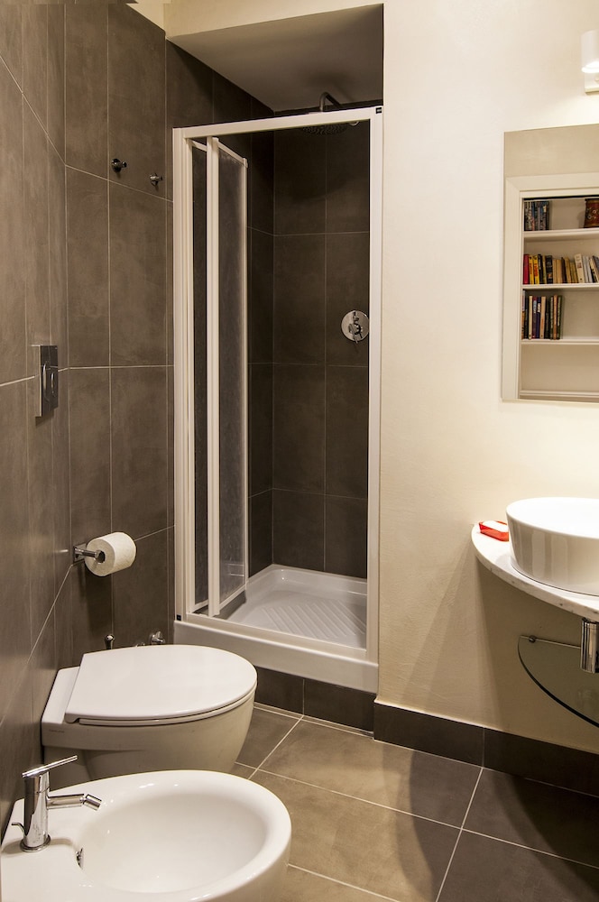 San Pietro Bright Apartment