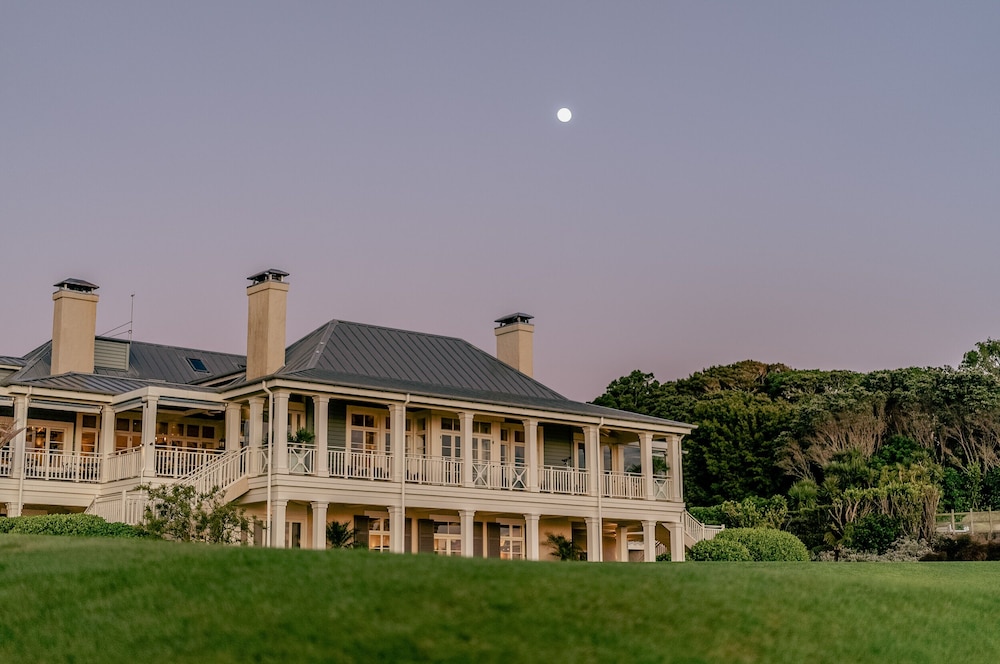 Rosewood Kauri Cliffs