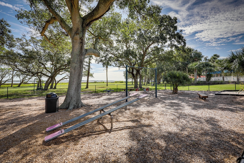 'palm Bungalow' Near Dtwn St Augustine & Beaches!