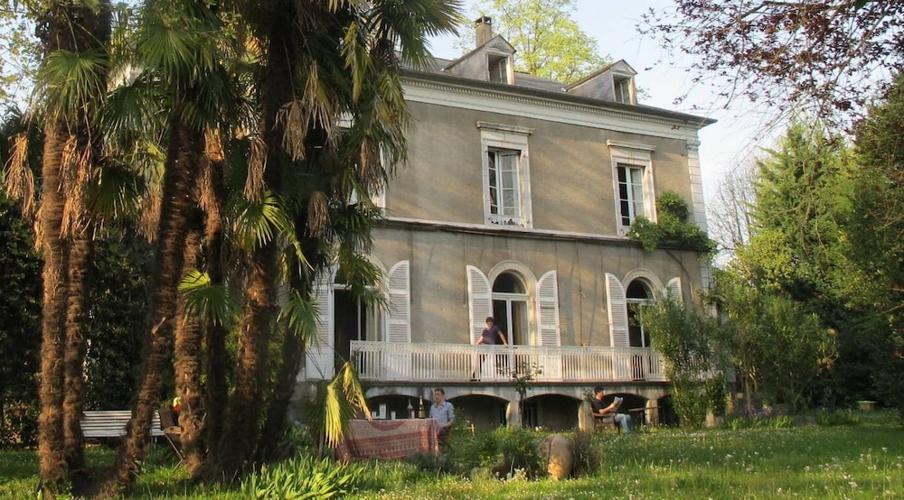 Villa Dampierre view 2