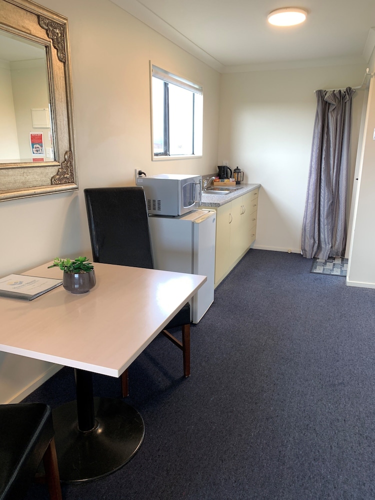 Haast River Motels & Holiday Park