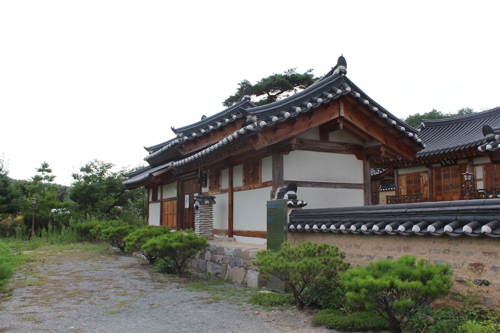 Ongyejongtaek Sambaekdang