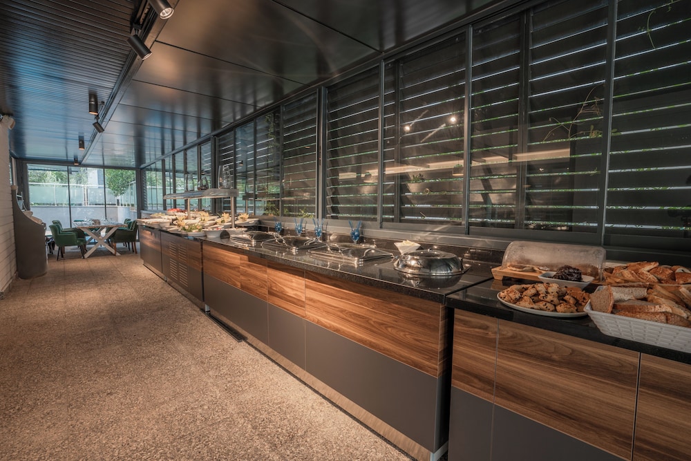 Nun By Laren Hotels - Image 76