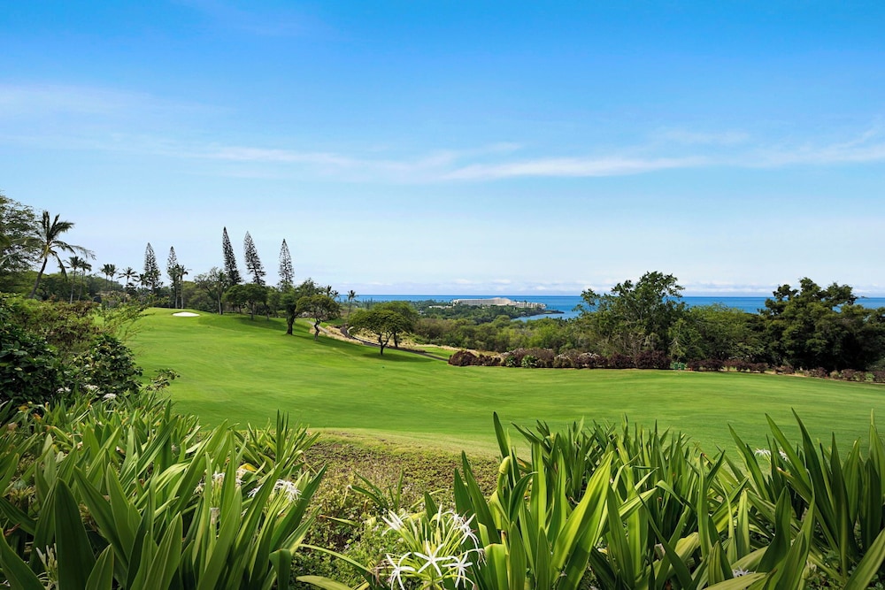 Fantastic Ocean & Golf Course Views - Close to Shopping & Beaches - Vrkcv
