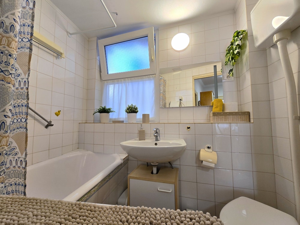 Two-Bedroom Apartment SEVEN