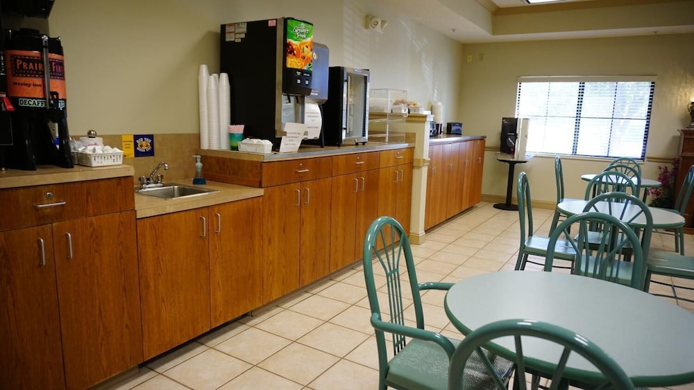 Wesley Inn - Property Image 8