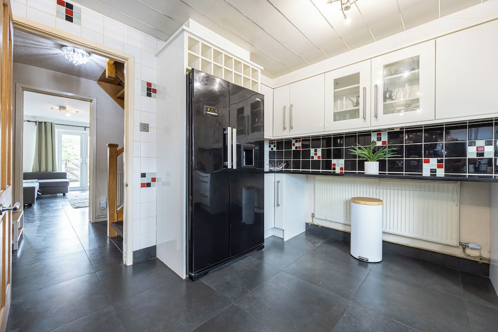 Relaxing 4BR Near City Centre