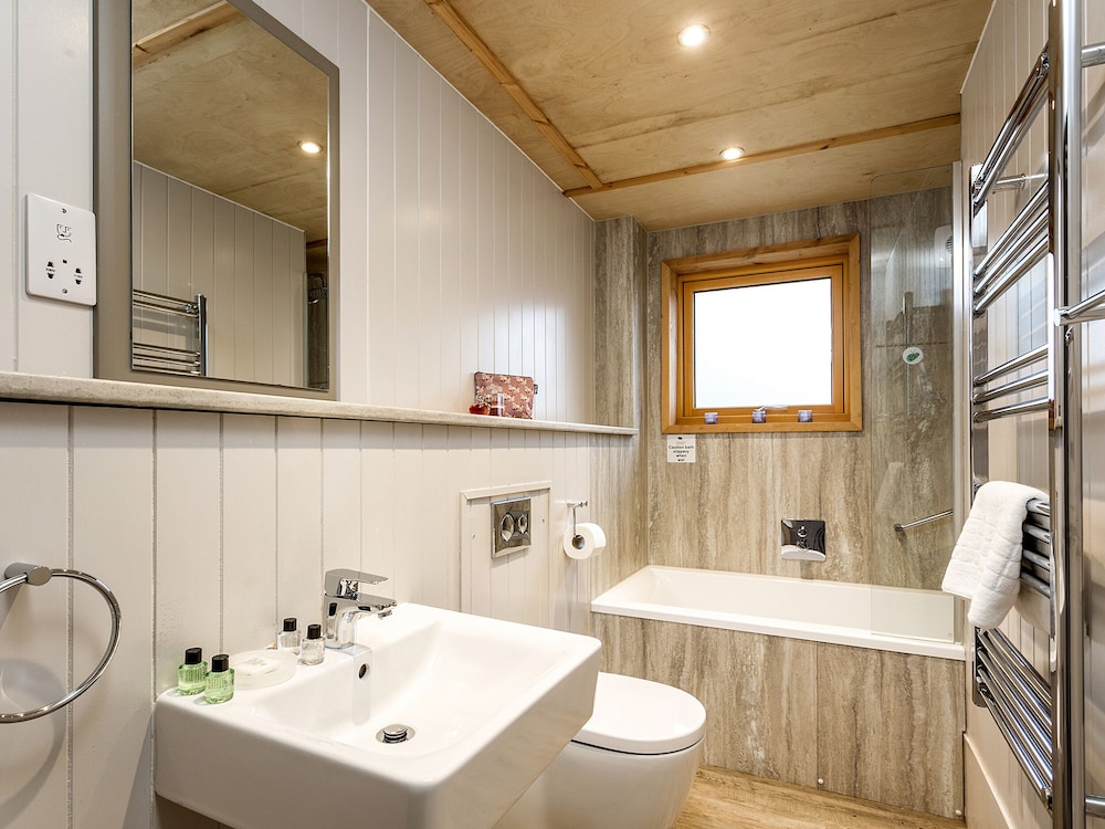 Lodge 1