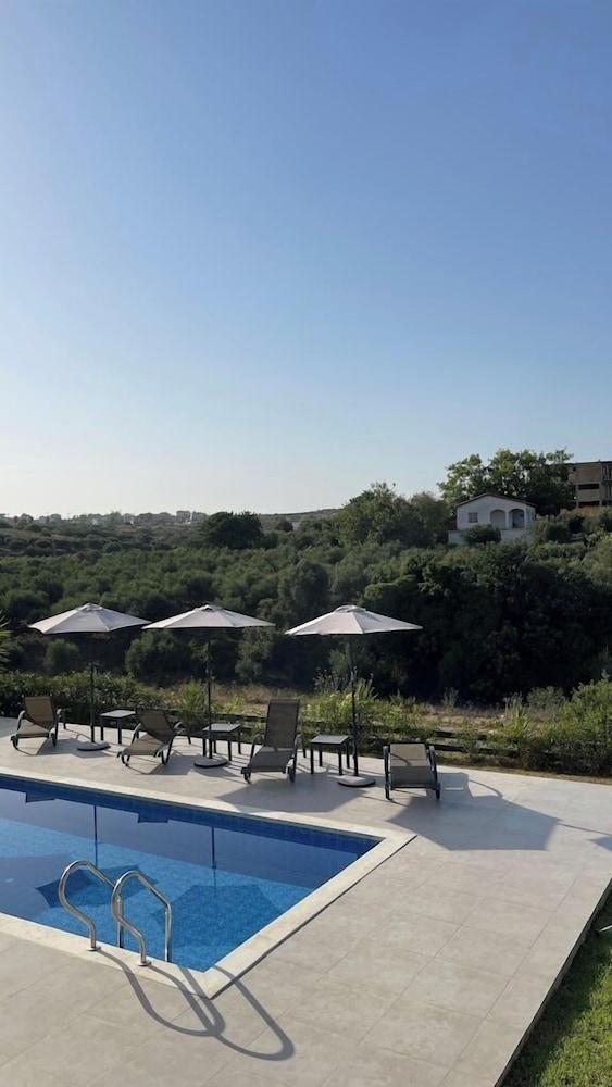 Rodou Suites and Villas