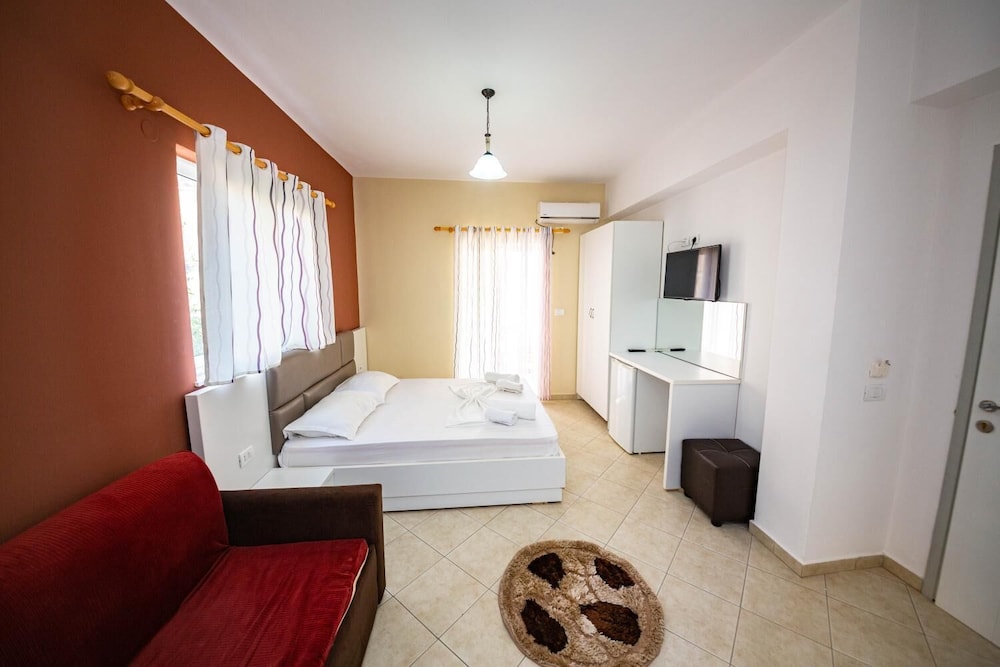 Ideal Aparthotel