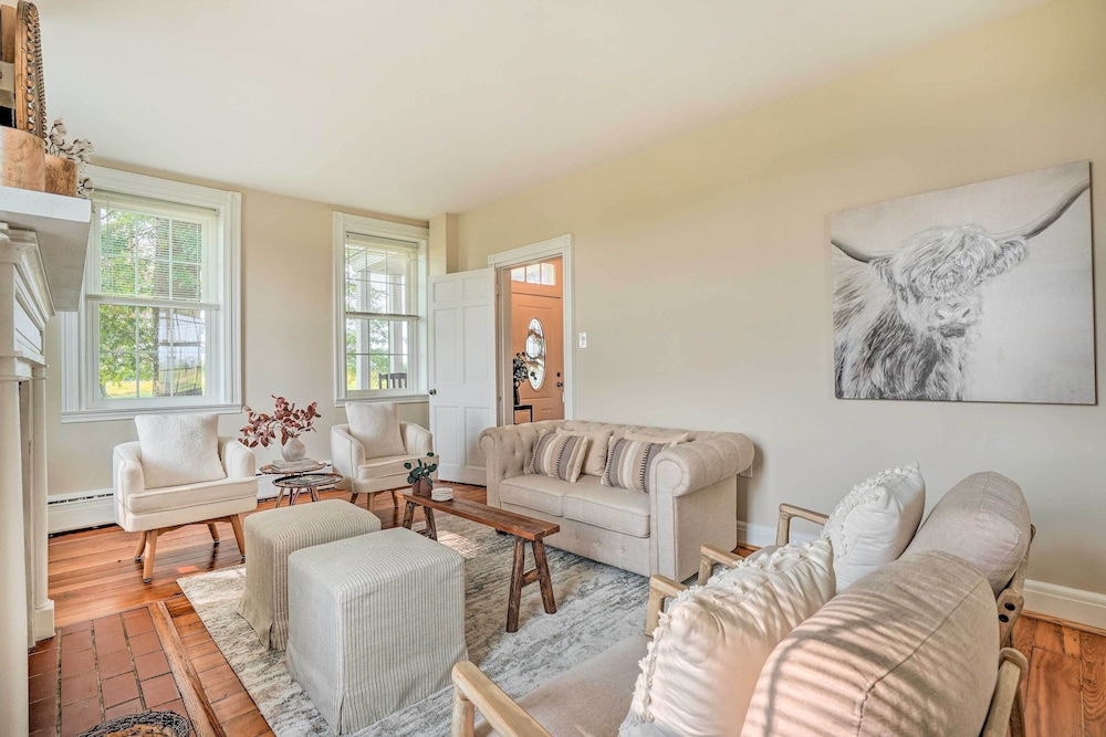 Upscale Country Home w/ Fire Pit in Taneytown! - Property Image 32