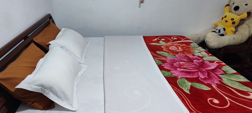 Andrews Hostel