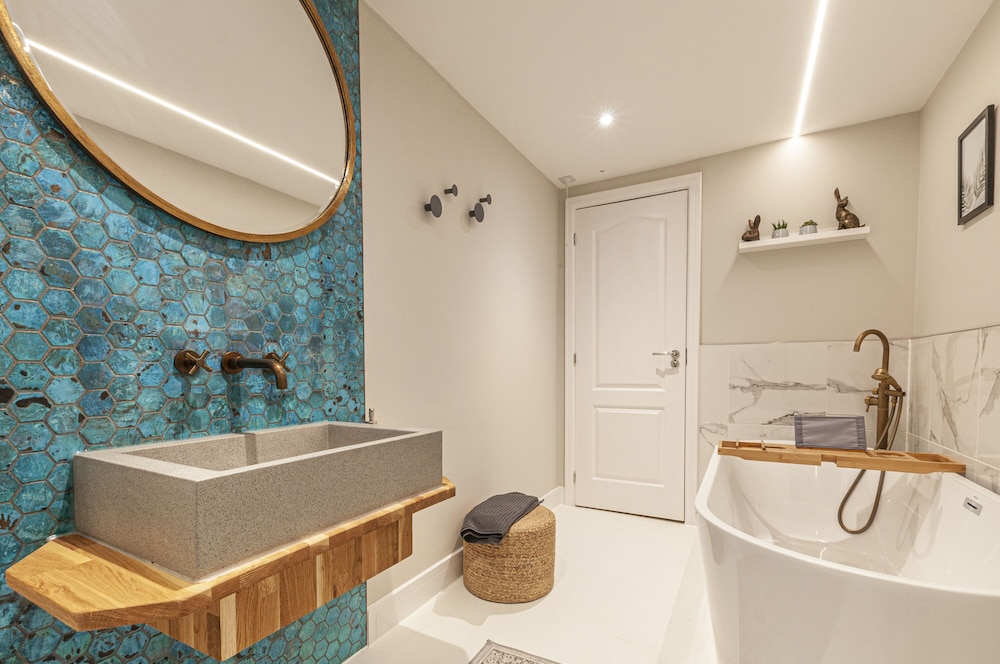 Airstay Premium Apartment view 4