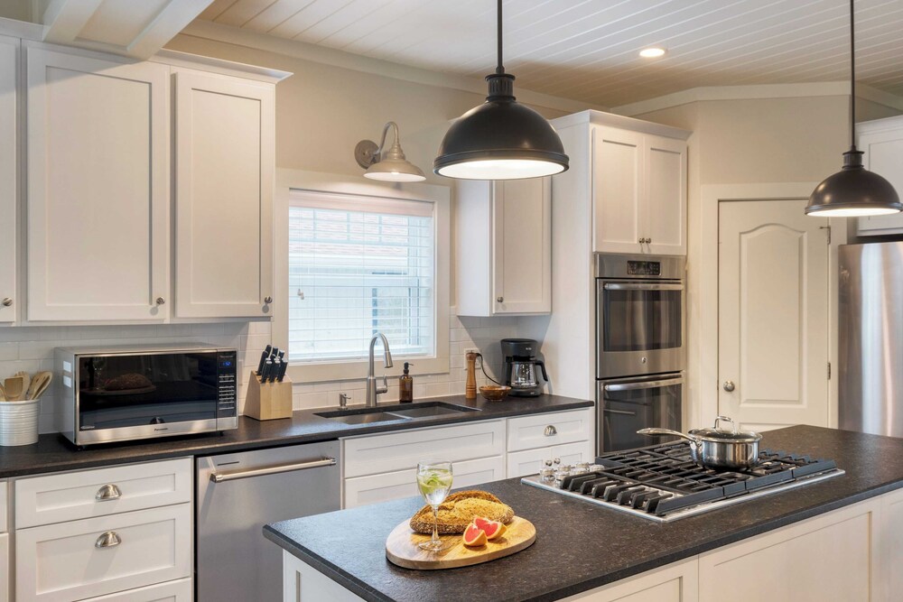Pink Plume Coastal Escape Near Beach, Private Pool, Grill, & Luxe Interiors